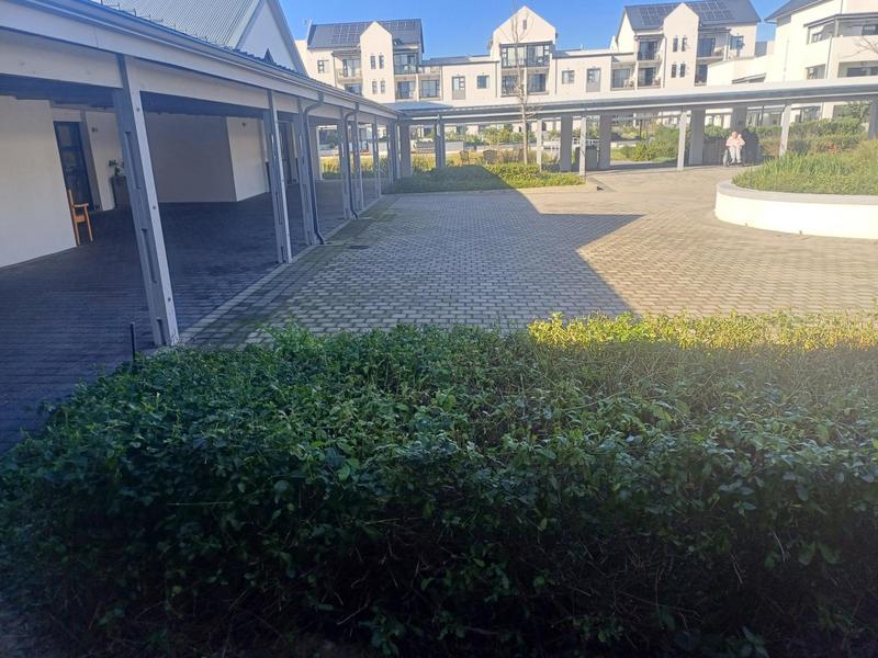 1 Bedroom Property for Sale in Buhrein Western Cape